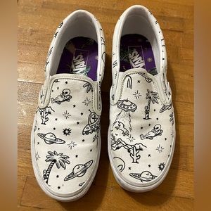 U Color Classic Vans Slip On Size 8.5 Men/10 Women